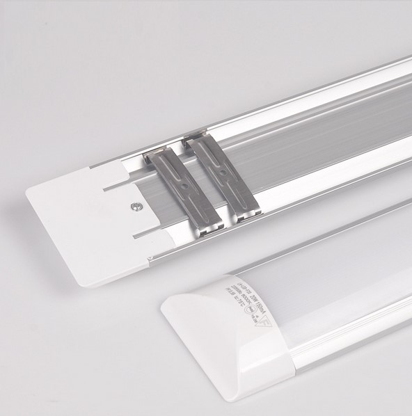 Barra Lineal LED 120cm 32W Luminarias Lineales LED